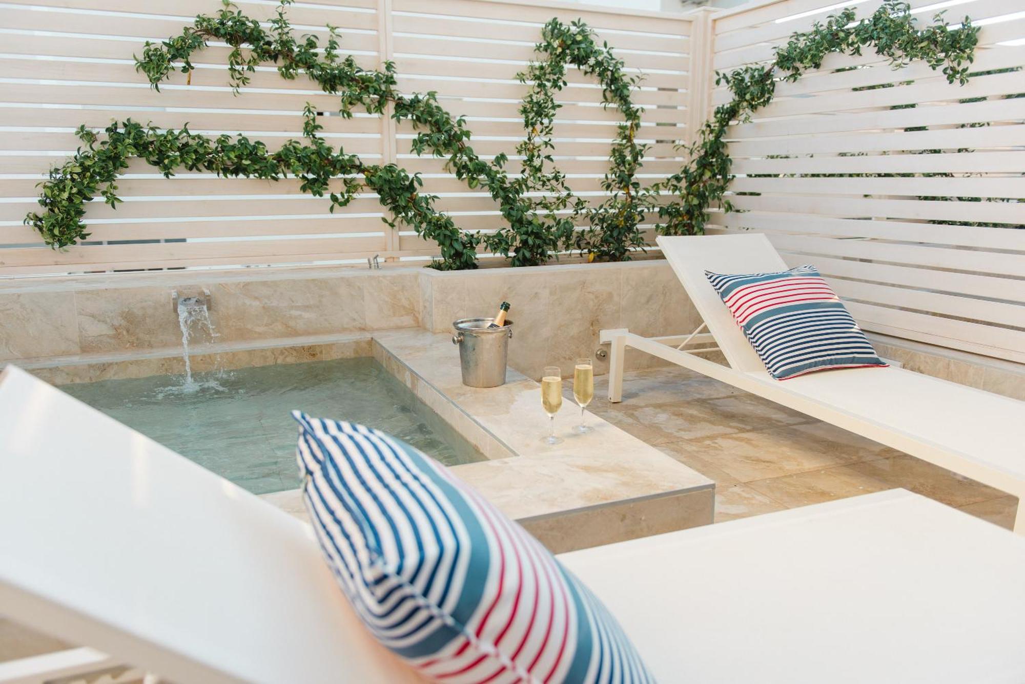 Hotel Honucai (Adults Only) Colonia de Sant Jordi Bagian luar foto